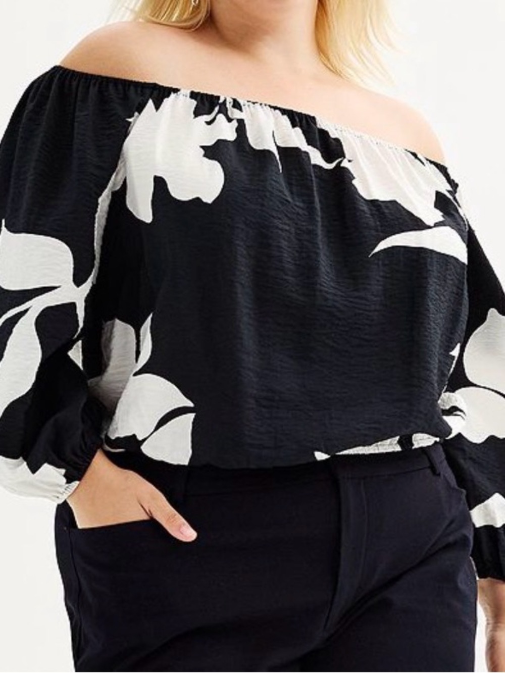 Nine West Black & White Floral Off-Shoulder Blouse
